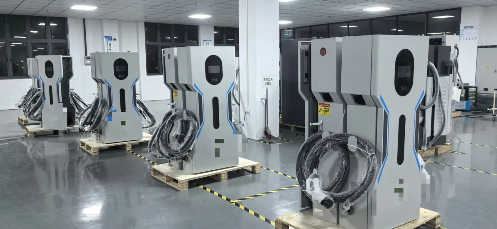 Final assembly staging — production workshop record